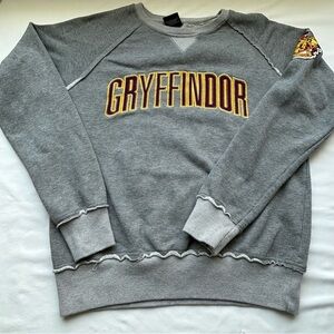 Warner Bros. Gryffindor Gray Crewneck Sweater Harry Potter